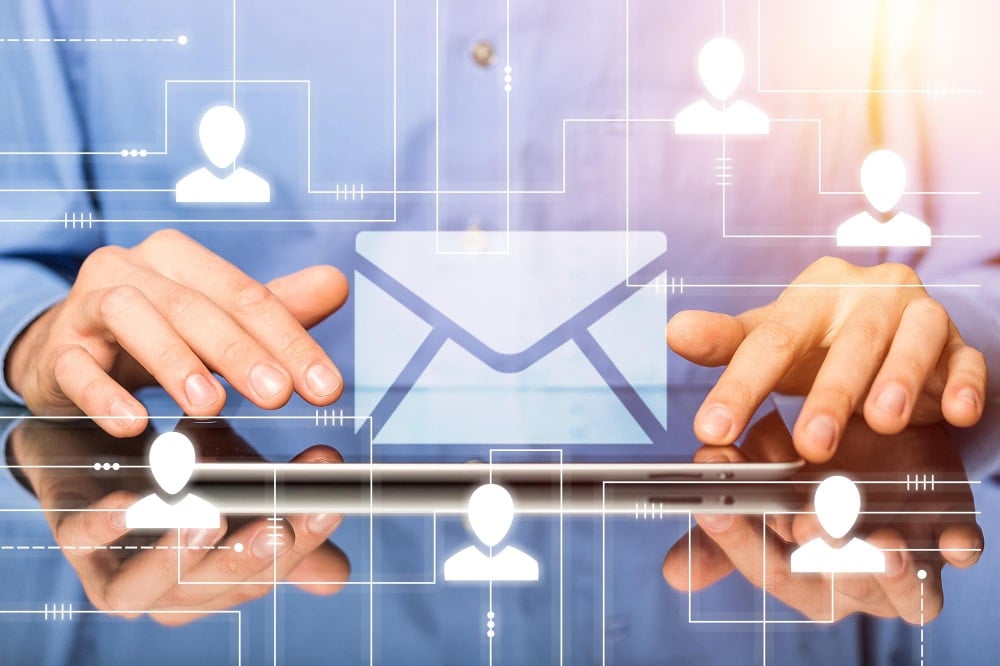 Sensibilisation continue des collaborateurs organiser des formations régulières au repérage des tentatives de phishing Sensibilisation continue des collaborateurs organiser des formations régulières au repérage des tentatives de phishing