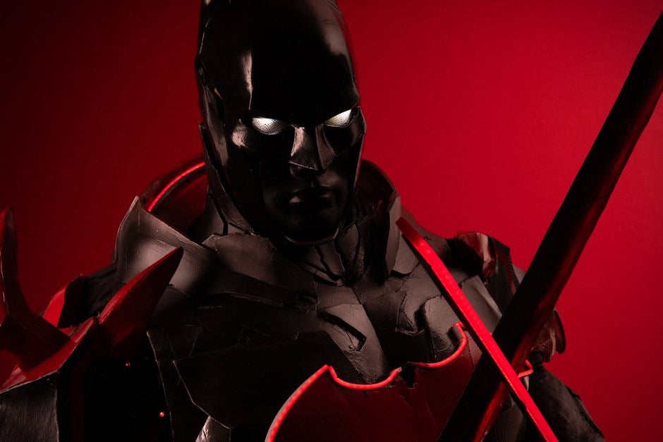 Téléviseur OLED testant les scènes sombres de The Batman