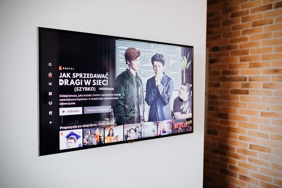 Abonné Netflix regardant A.I. Intelligence artificielle en streaming
