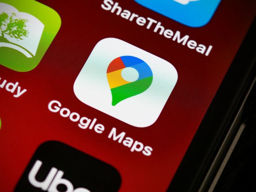 Paramètres Vos trajets Google Maps consultés sur smartphone récent