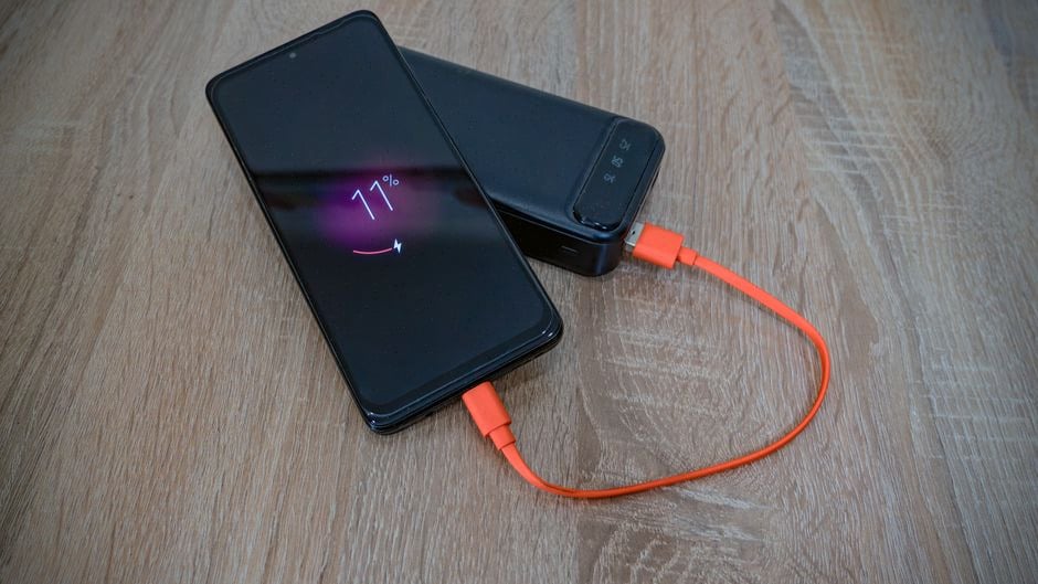 Recharge 30 watts du Pixel 11 Pro lors d’un test